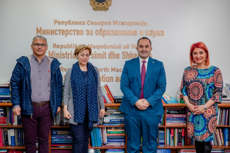 Shaqiri: Instituti i Pedagogjisë në Fakultetin Filozofik në Shkup dhe institucion me kontribut të rëndësishëm në shkencat shoqërore është një nga institucionet arsimore më të vjetra me traditë dekadash në arsimimin  e pedagogëve, mësimdhënësve  dhe edukatorëve